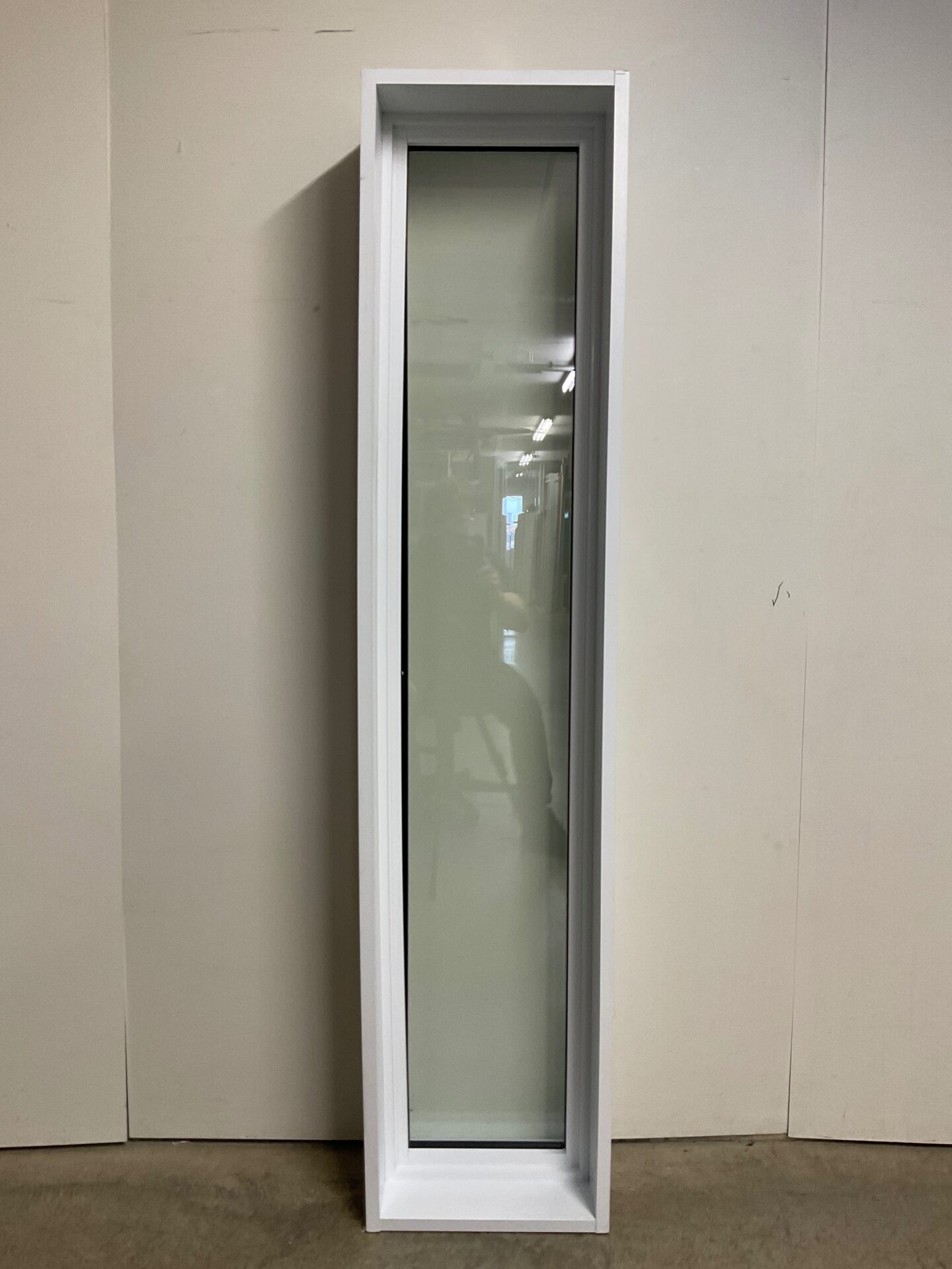 10957FP Fenêtre Fixe PVC Blanc Salle de montre 15 1/2 x 70 3/4 – Image 2