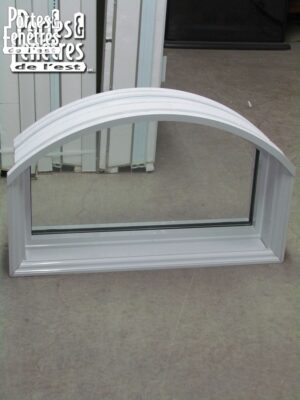 7607fa Fenêtre Fixe Alum Blanc Demi-lune Allongé 30 1/4 x 18 1/4
