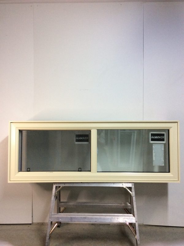 10326CH Fenêtre Coulissante HYBRIDE Ivoire Coulissant simple  62 1/4 x 22 1/2