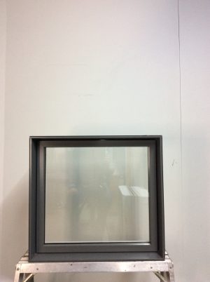 10386FH Fenêtre Fixe HYBRIDE Charbon 27 x 24