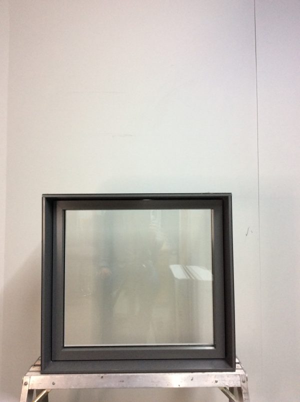 10386FH Fenêtre Fixe HYBRIDE Charbon 27 x 24
