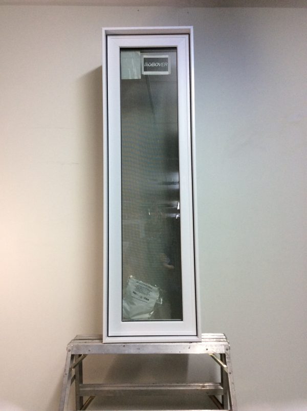 10433BP Fenêtre Battant PVC Blanc 18 1/4 x 61 1/4